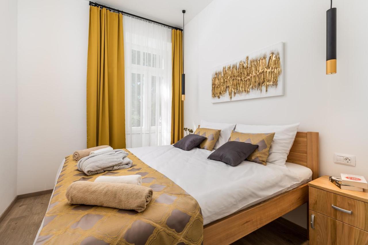 Quiet Center Apartments Рієка Екстер'єр фото