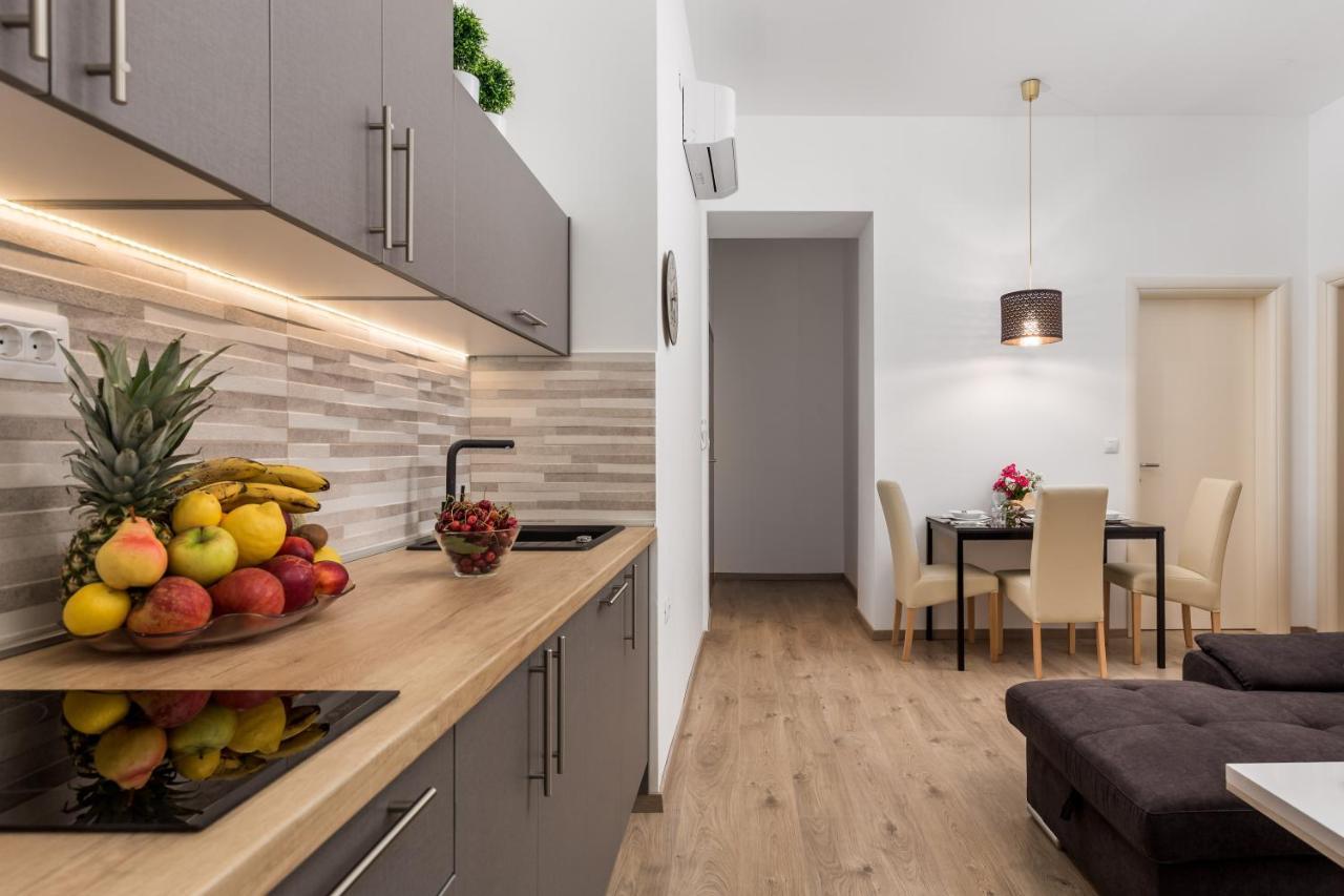Quiet Center Apartments Рієка Екстер'єр фото